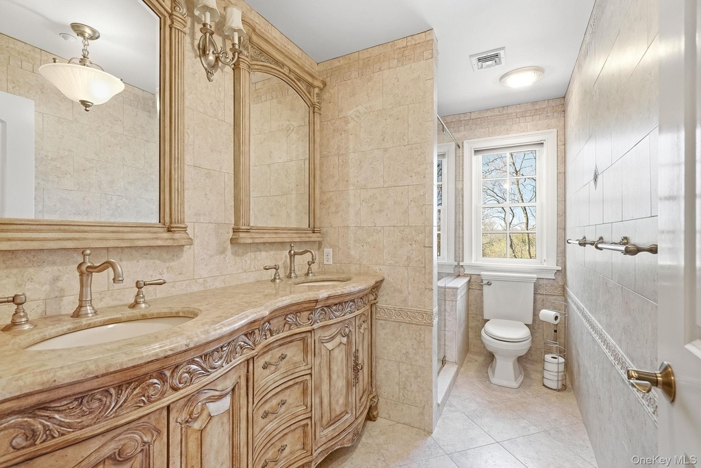 590 West Street - Photo 17