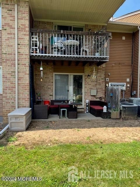405 Cynthia Court - Photo 2