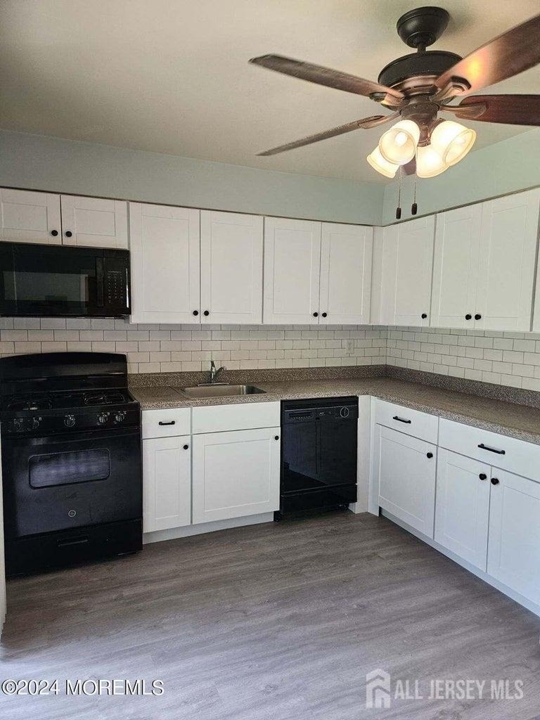 405 Cynthia Court - Photo 7