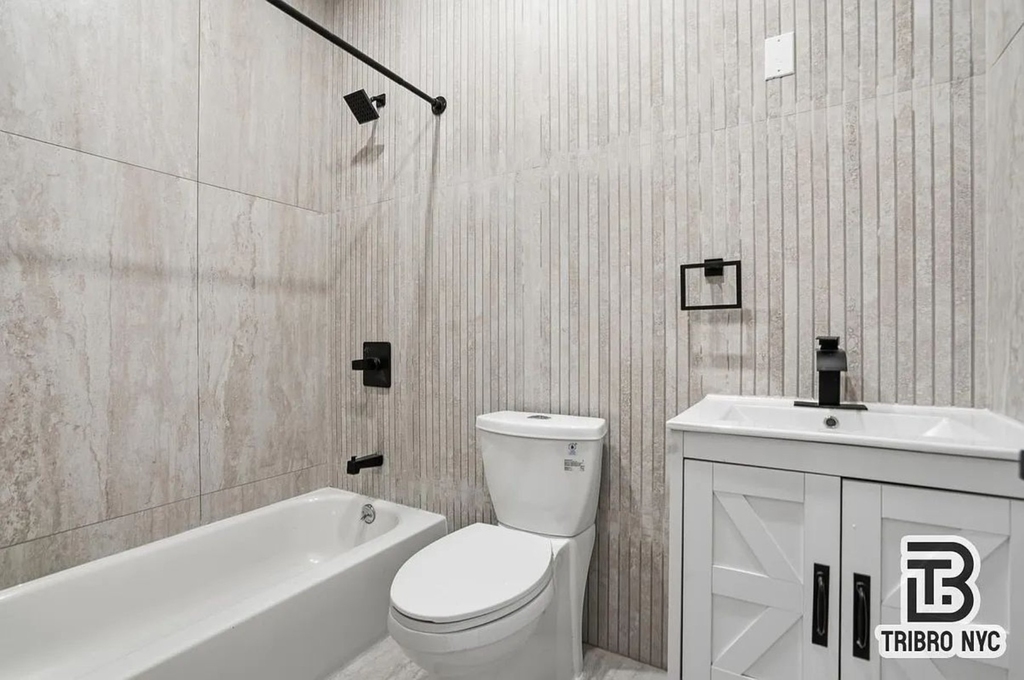 62-07 Catalpa Avenue - Photo 9