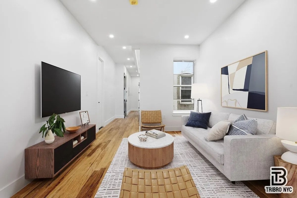 62-07 Catalpa Avenue - Photo 1