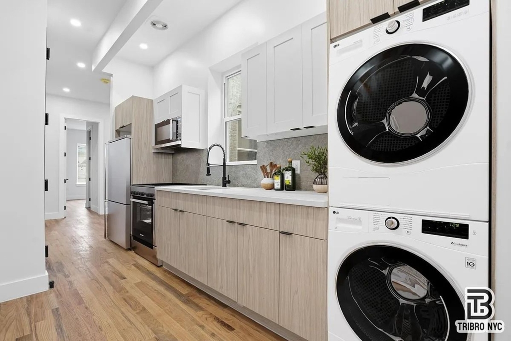 62-07 Catalpa Avenue - Photo 3