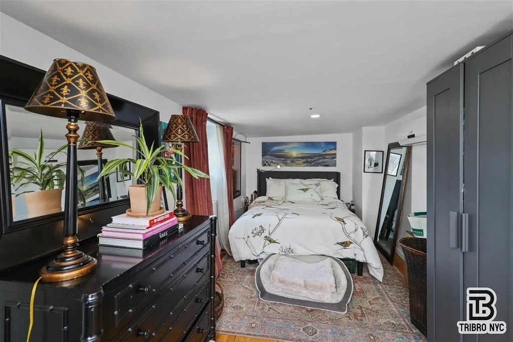 197 Monitor Street - Photo 3