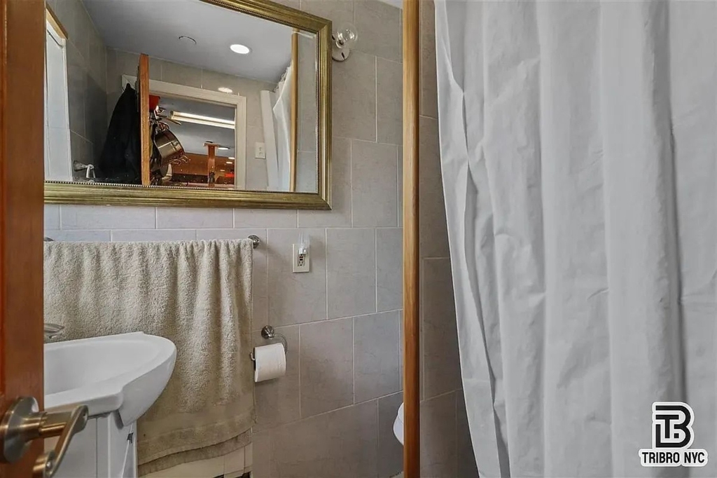 197 Monitor Street - Photo 12