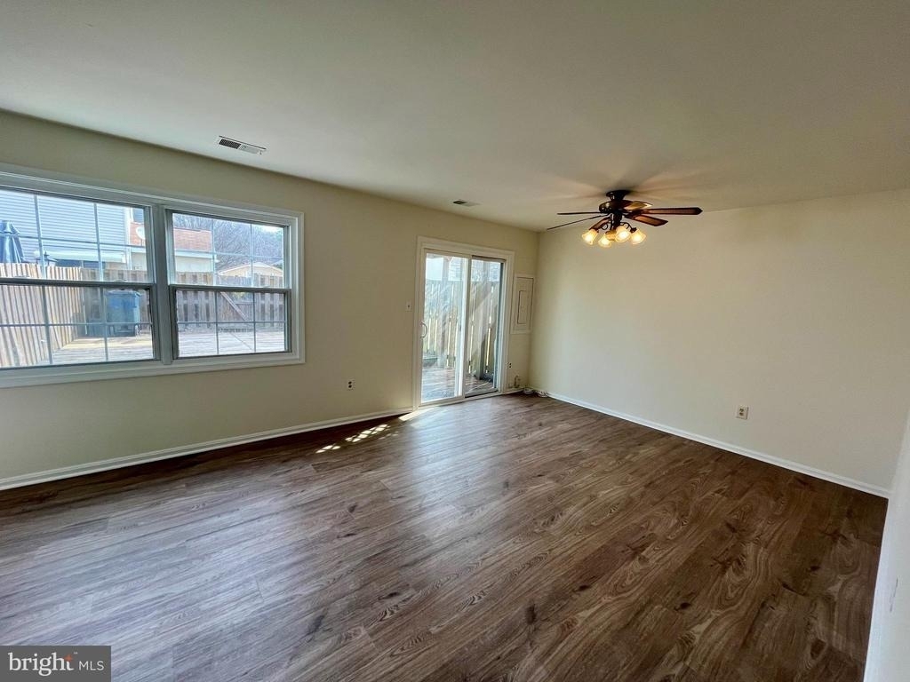 8421 Mckenzie Circle - Photo 9