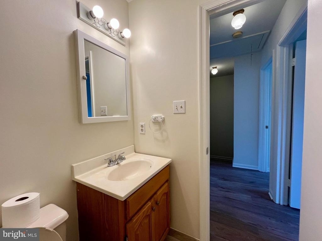 8421 Mckenzie Circle - Photo 17