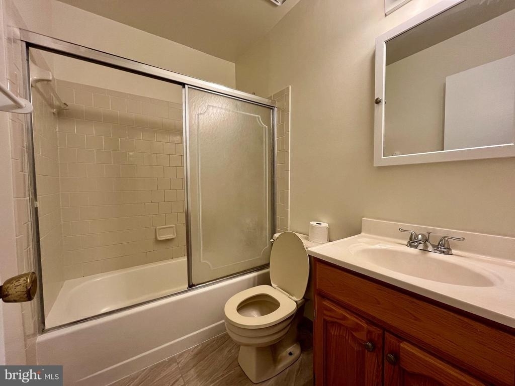 8421 Mckenzie Circle - Photo 16