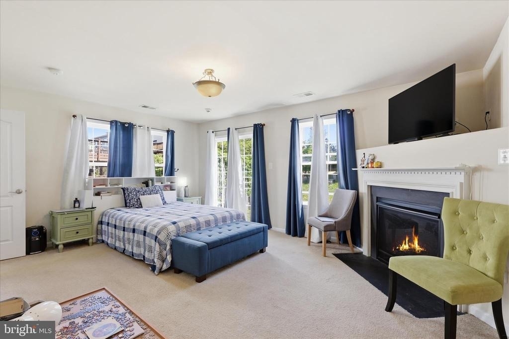 20925 Houseman Terrace - Photo 34