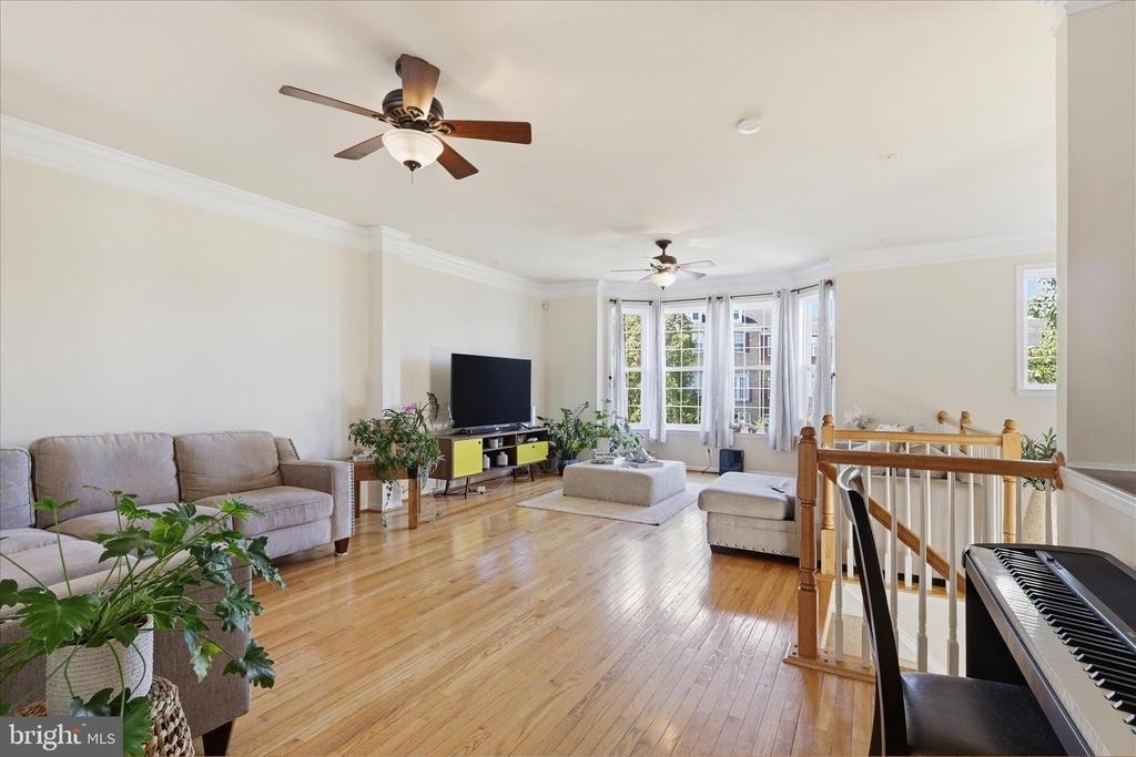 20925 Houseman Terrace - Photo 12