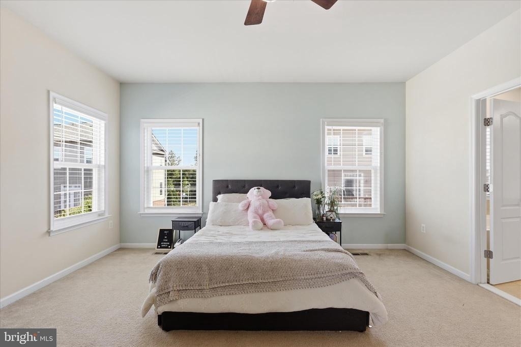 20925 Houseman Terrace - Photo 23