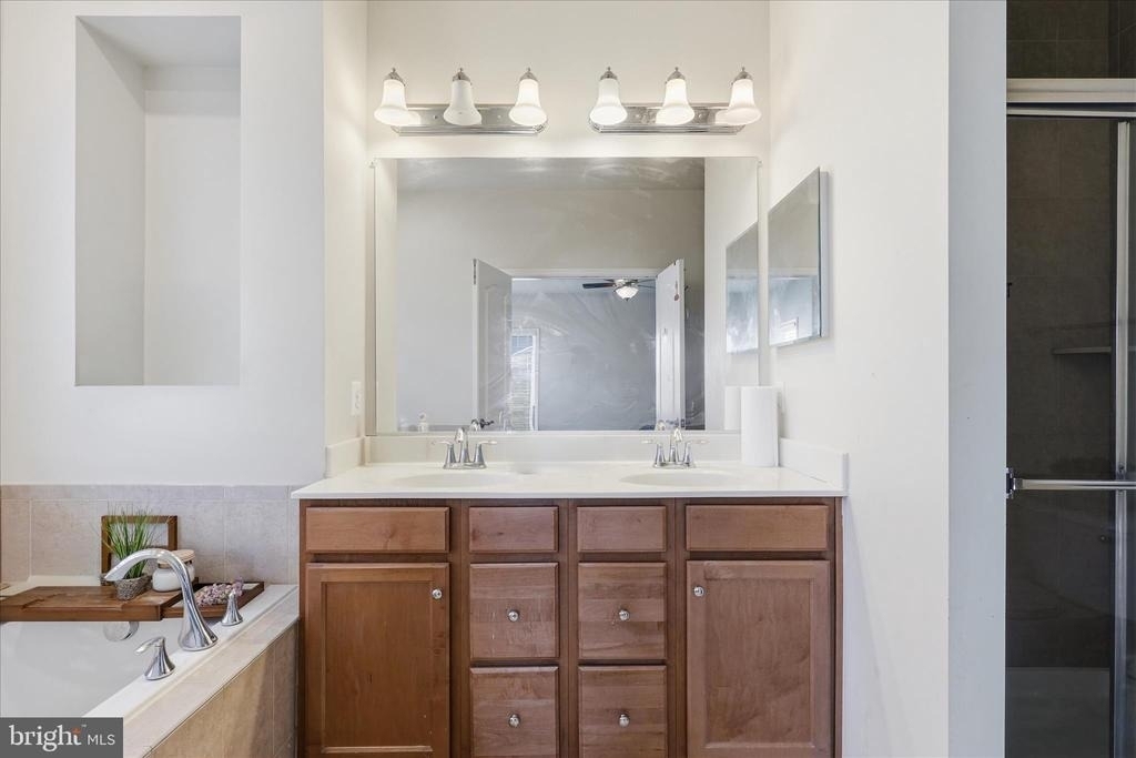 20925 Houseman Terrace - Photo 25