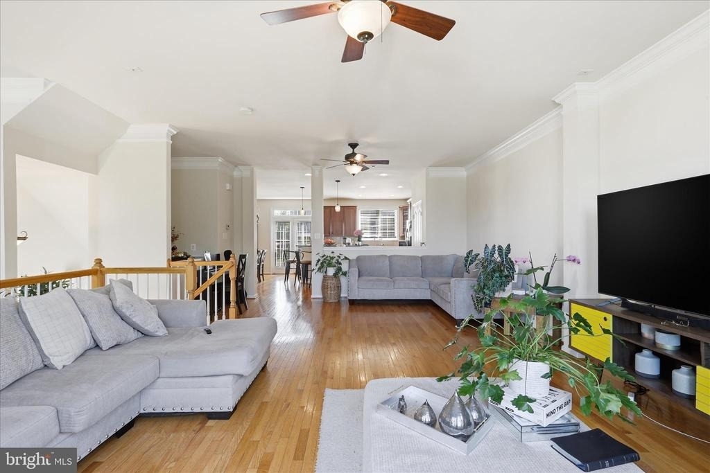 20925 Houseman Terrace - Photo 9