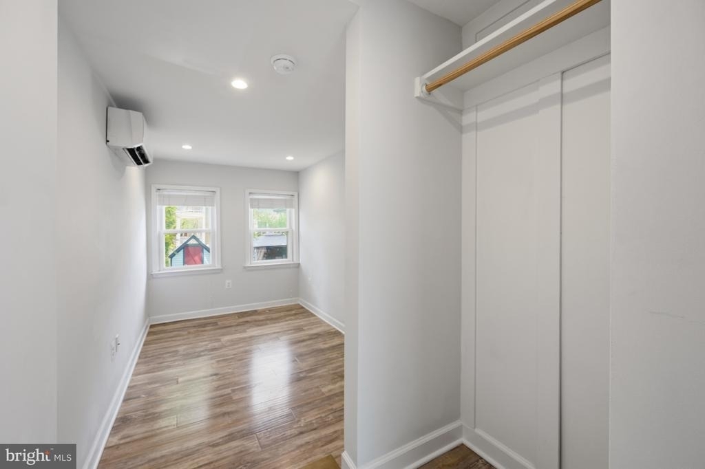 312 N Henry Street - Photo 20