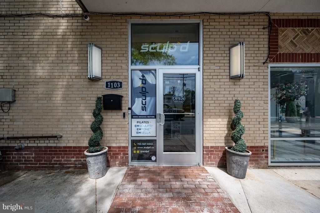 312 N Henry Street - Photo 37