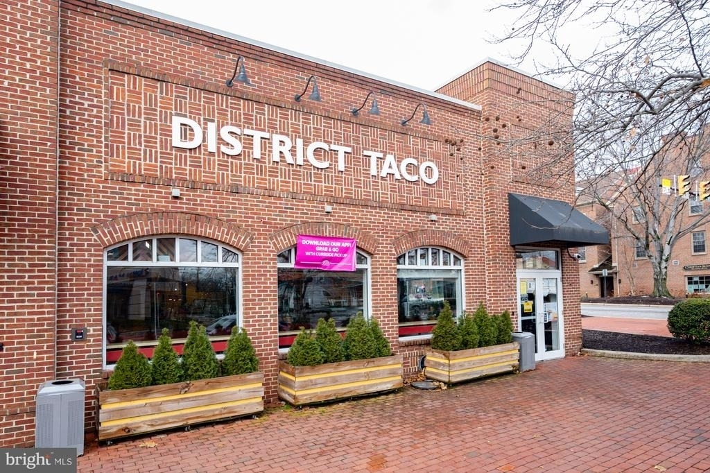 312 N Henry Street - Photo 40
