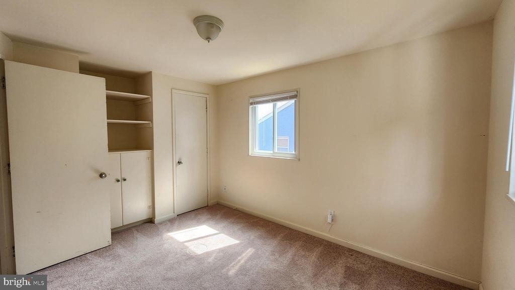 27 Hudson Street - Photo 8