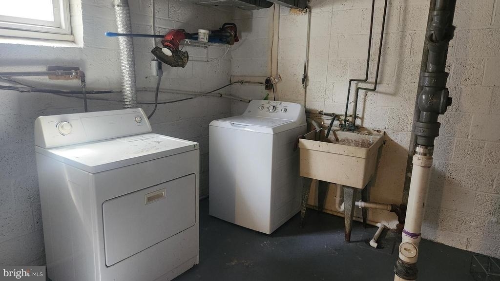 27 Hudson Street - Photo 6