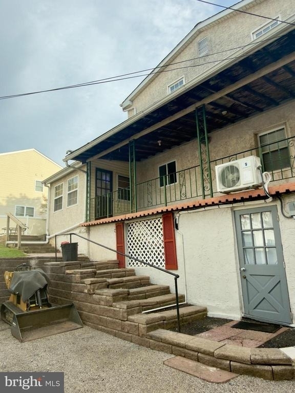 422 W 6th Avenue - Photo 3