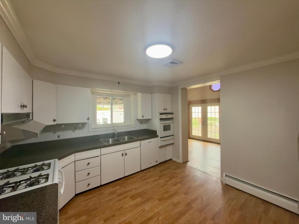 422 W 6th Avenue - Photo 40