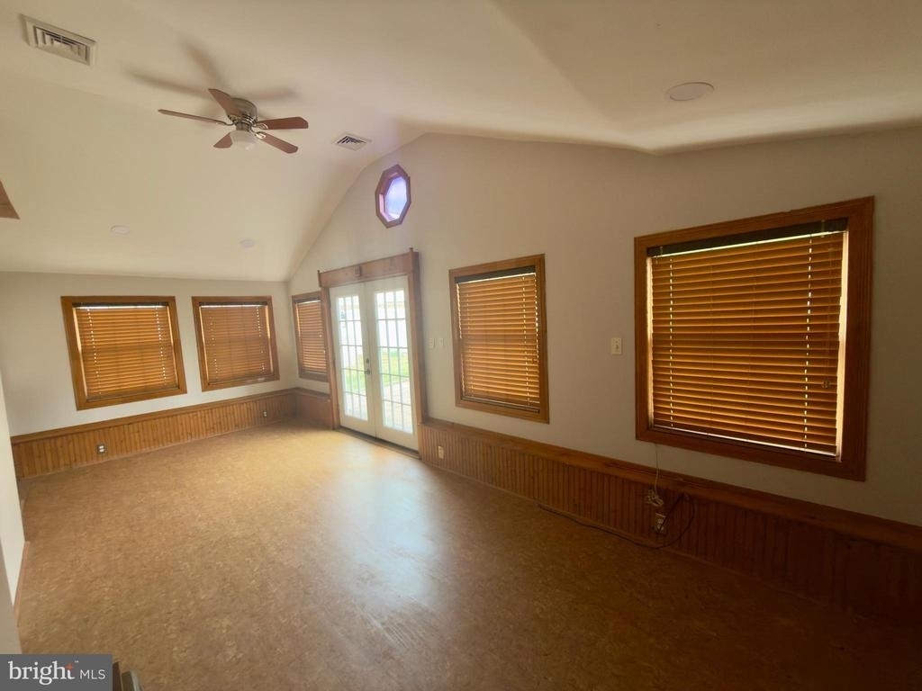422 W 6th Avenue - Photo 37