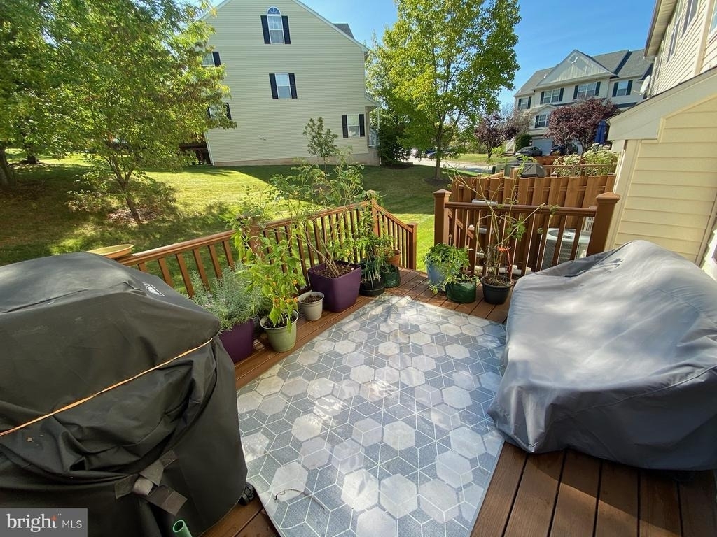 805 Rosehill Drive - Photo 28