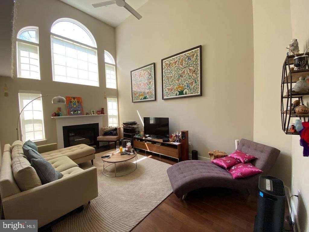 805 Rosehill Drive - Photo 11