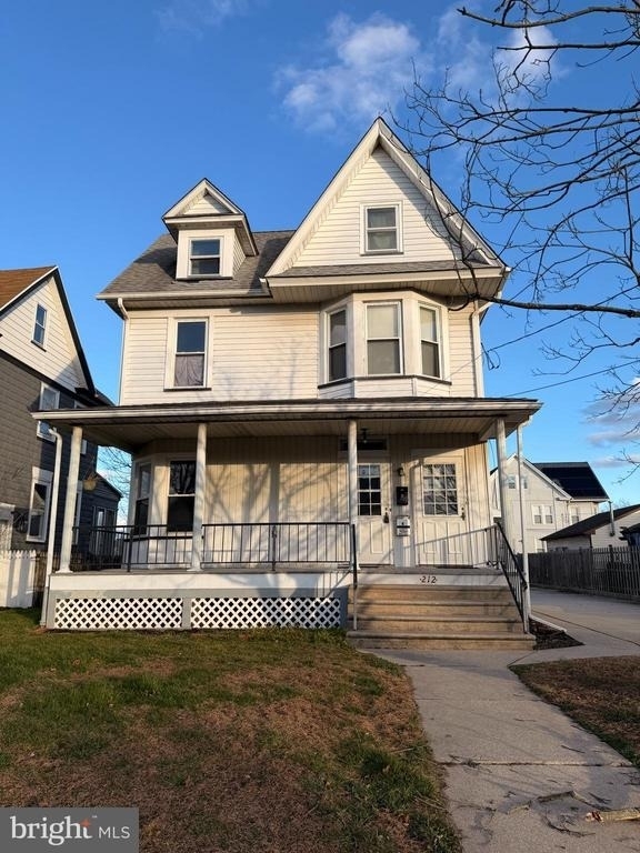 212 Helms Avenue - Photo 0