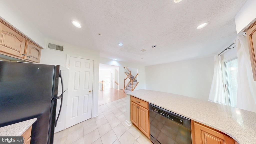 3038 Finsel Court - Photo 5