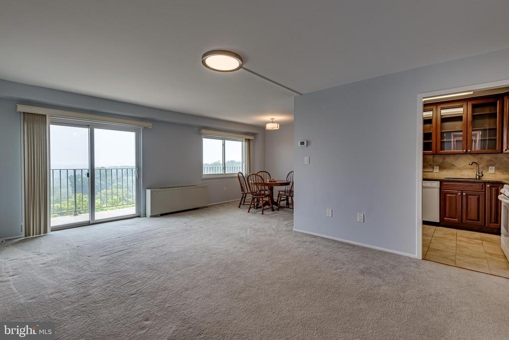 1111 University Boulevard W - Photo 9