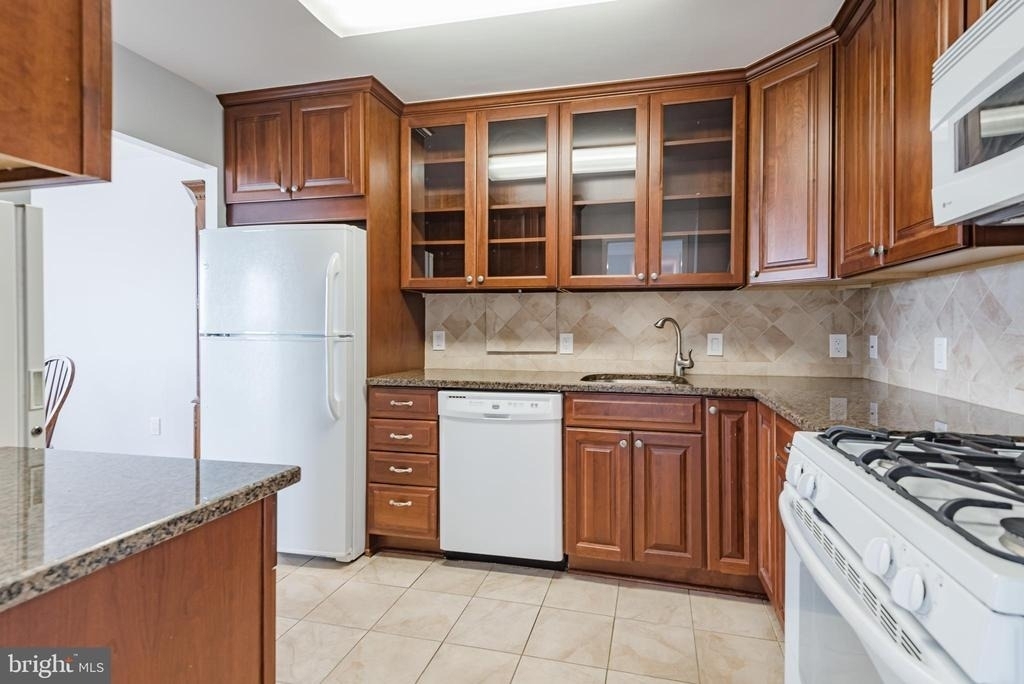 1111 University Boulevard W - Photo 19