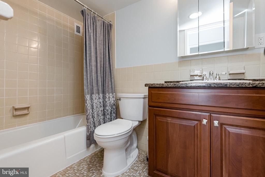 1111 University Boulevard W - Photo 27