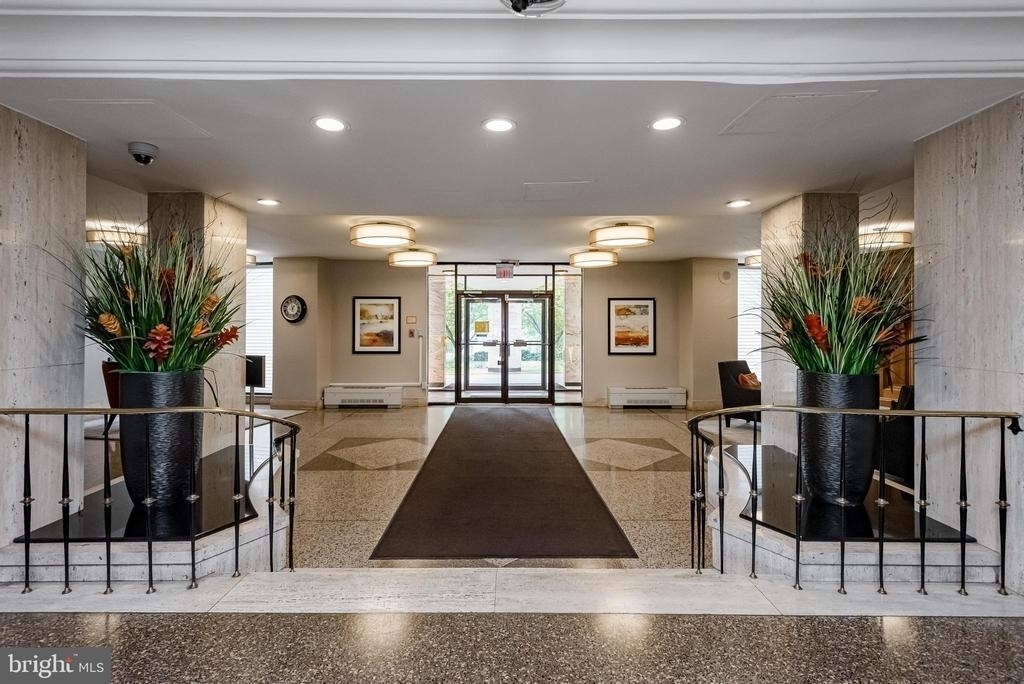 1111 University Boulevard W - Photo 34