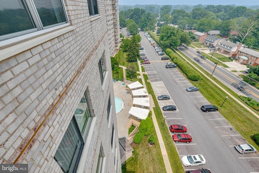 1111 University Boulevard W - Photo 4