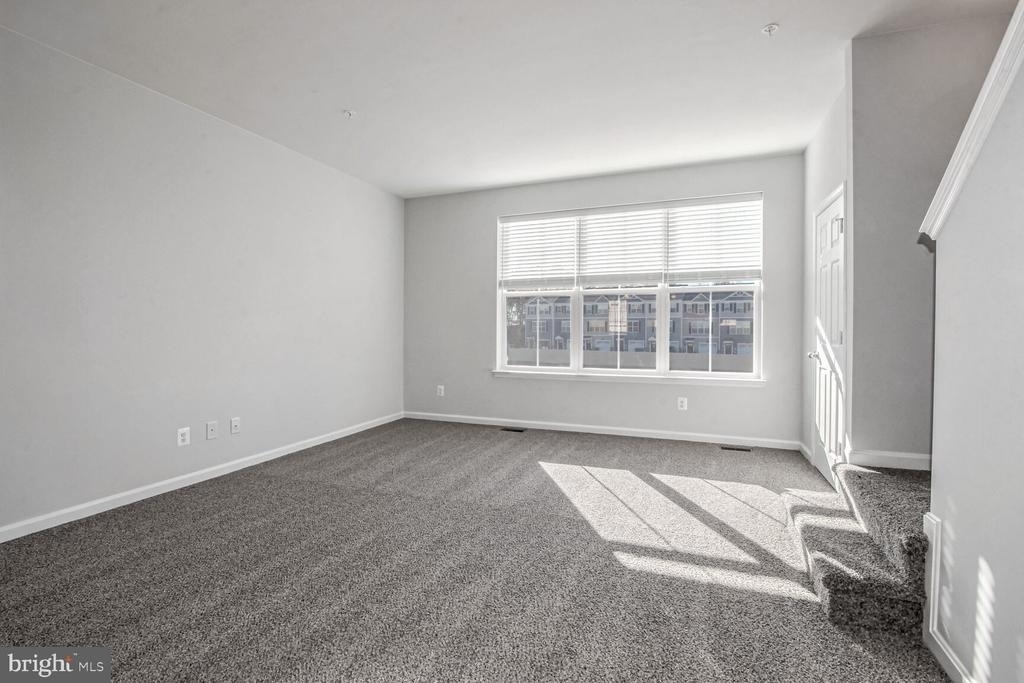 1057 Flint Court - Photo 2