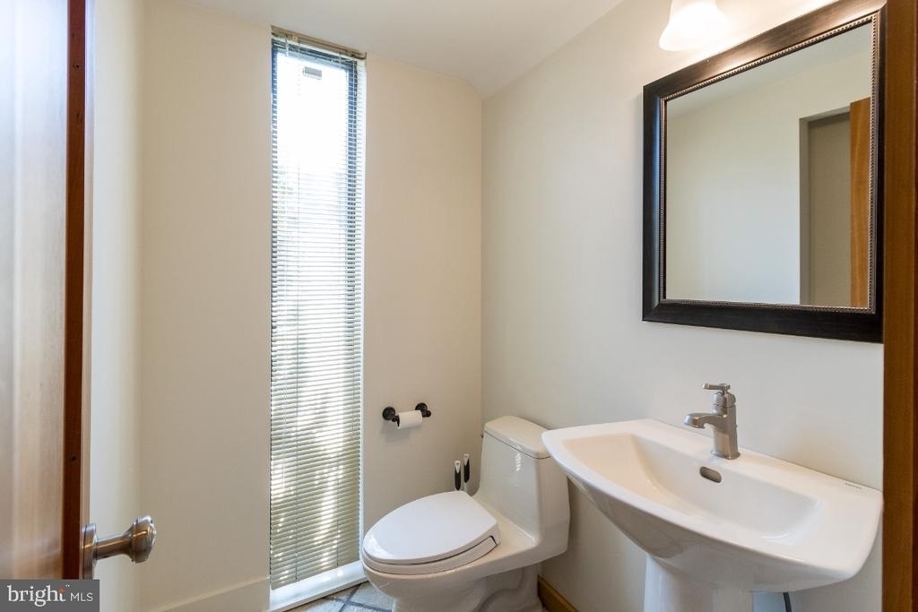 8209 Ruxton Crossing Court - Photo 4