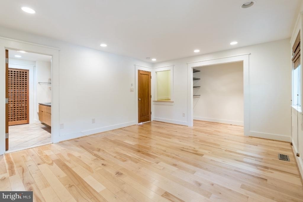 8209 Ruxton Crossing Court - Photo 7
