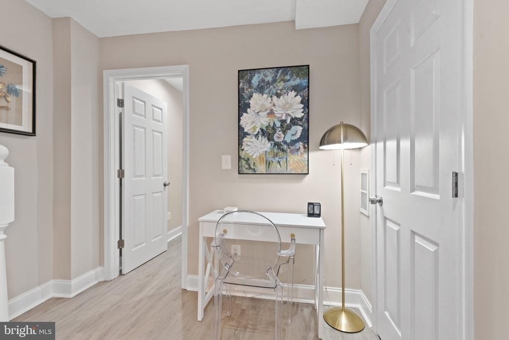 2219 E Chase Street - Photo 47