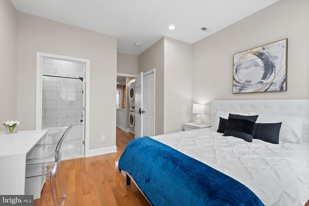2235 E Chase Street - Photo 27