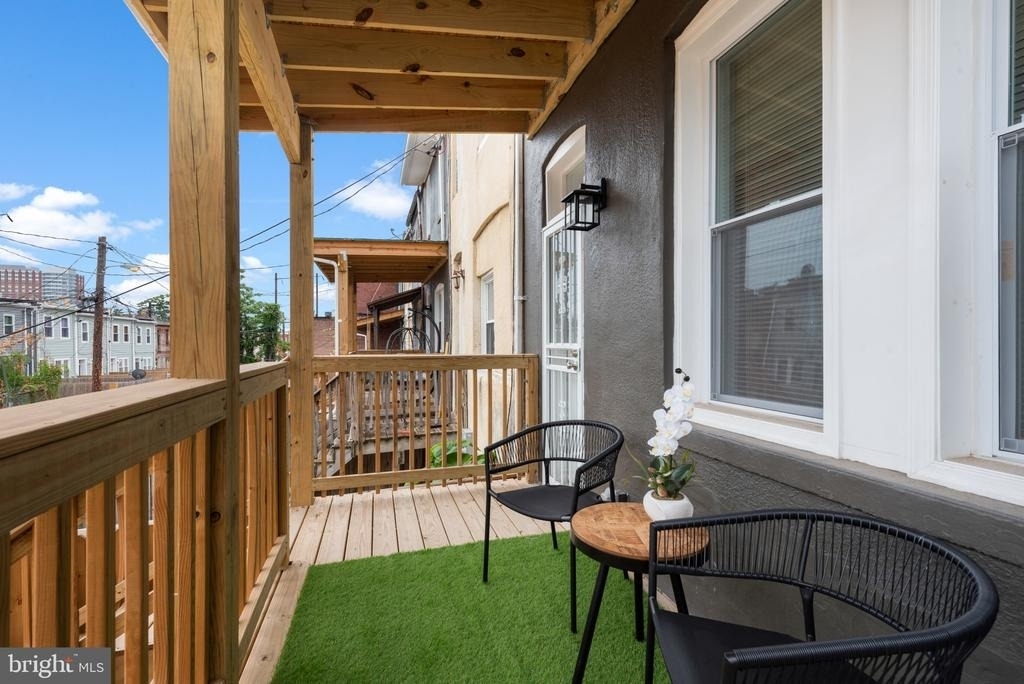 2235 E Chase Street - Photo 41