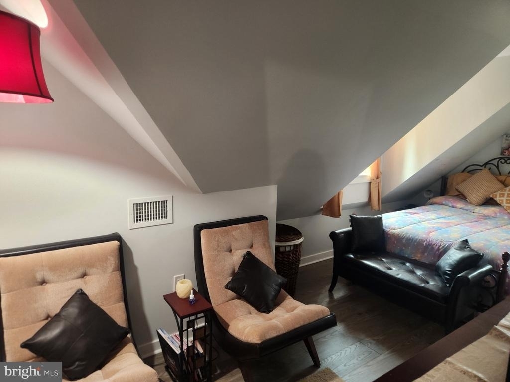 538 Newcomb Street Se - Photo 41