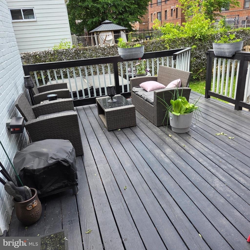 538 Newcomb Street Se - Photo 44