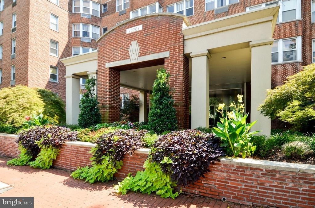 2500 Q Street Nw - Photo 2
