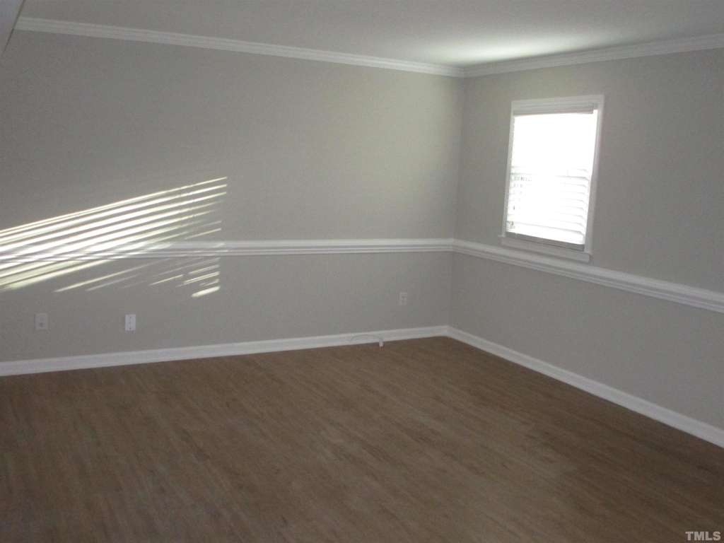 6435 New Market Way - Photo 4