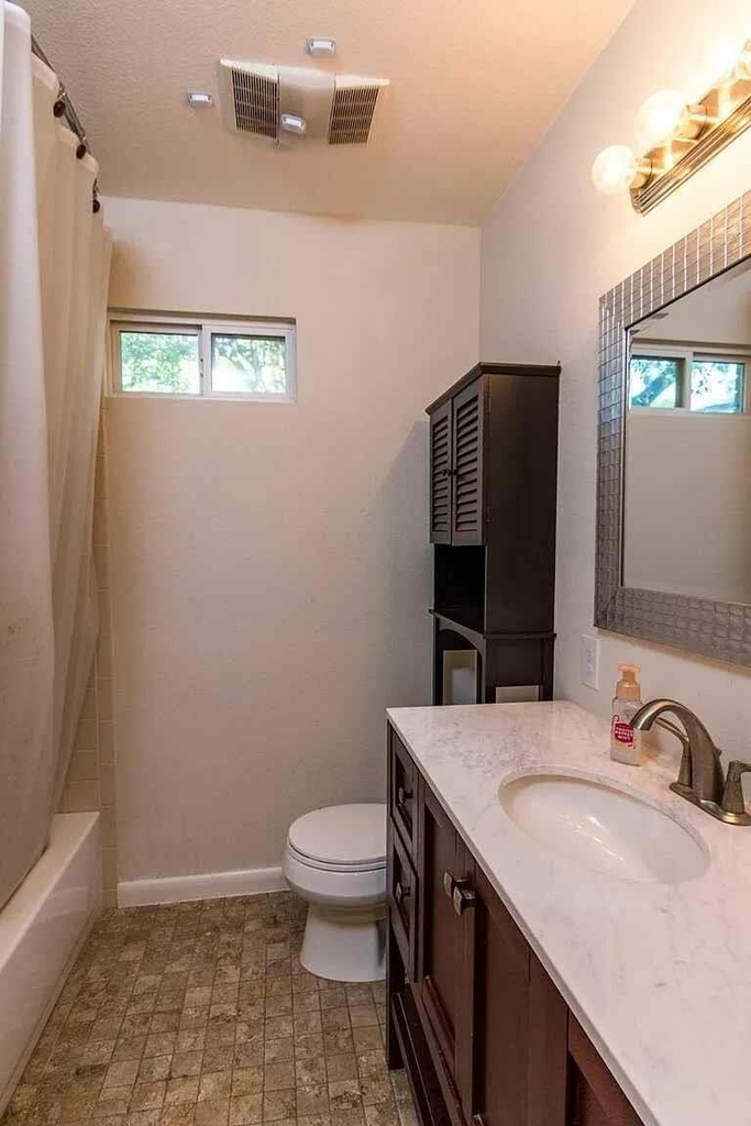 1207 Fieldcrest Dr - Photo 7