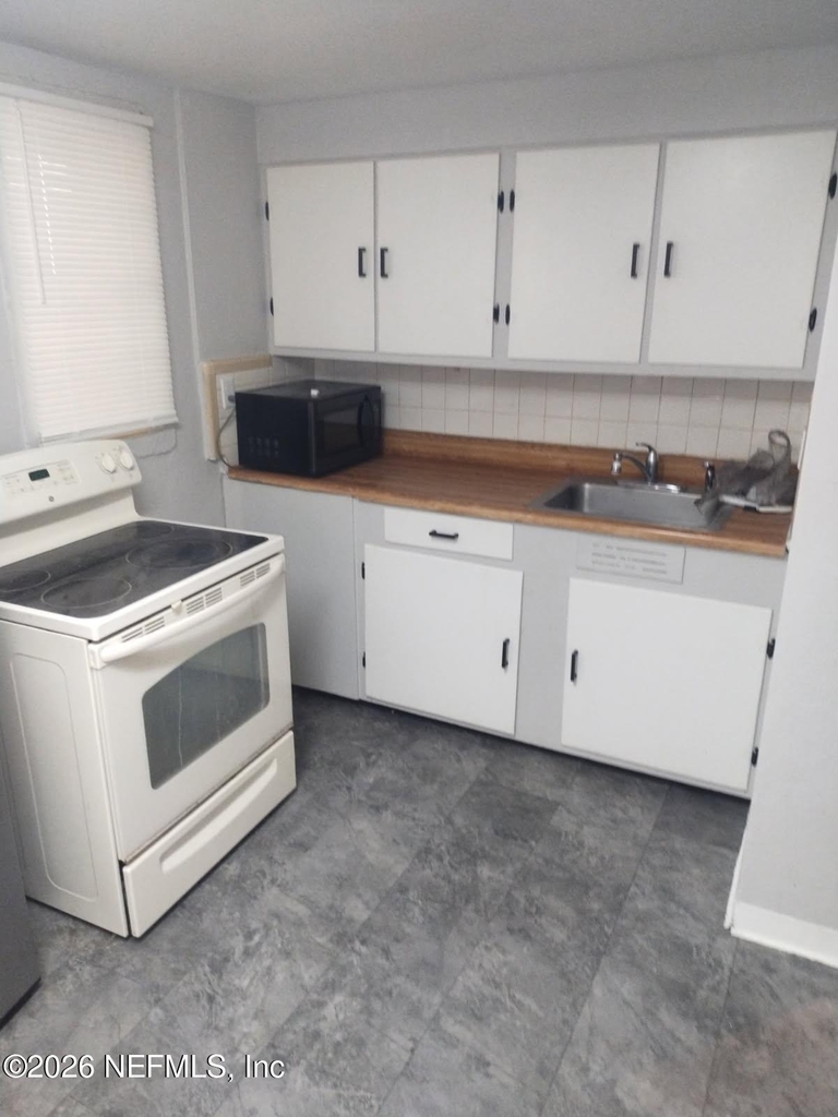 5340 Kingsbury Street - Photo 2