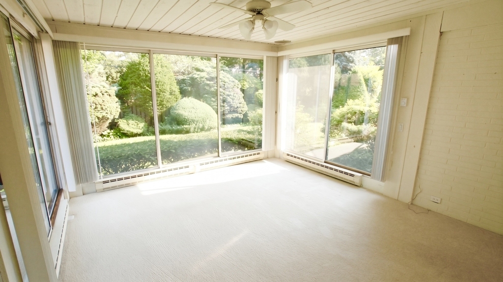 460 Highcrest Drive - Photo 16