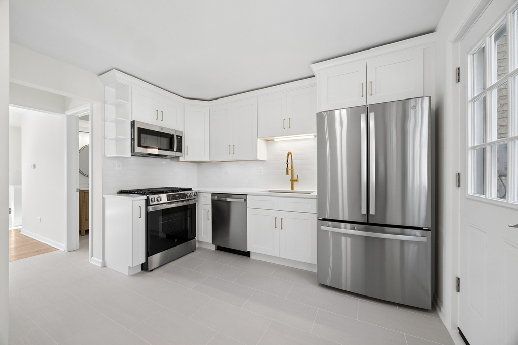 4396 Central Avenue - Photo 3