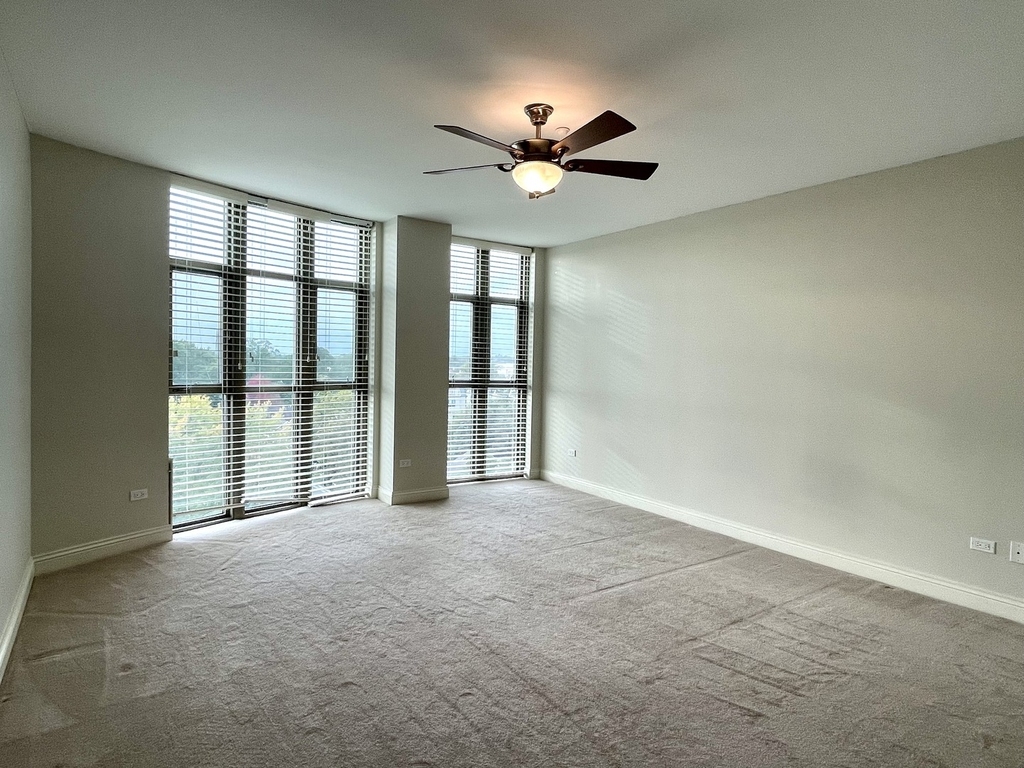 520 S Washington Street - Photo 17