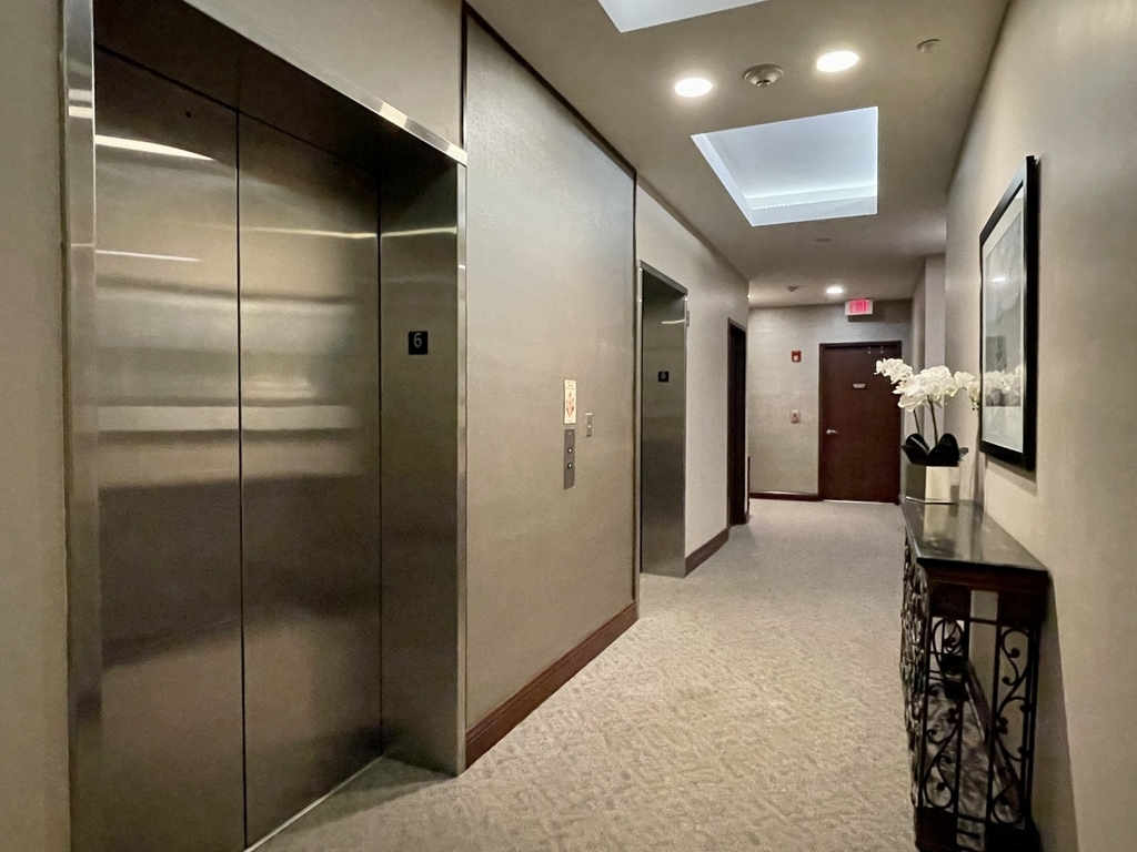 520 S Washington Street - Photo 29