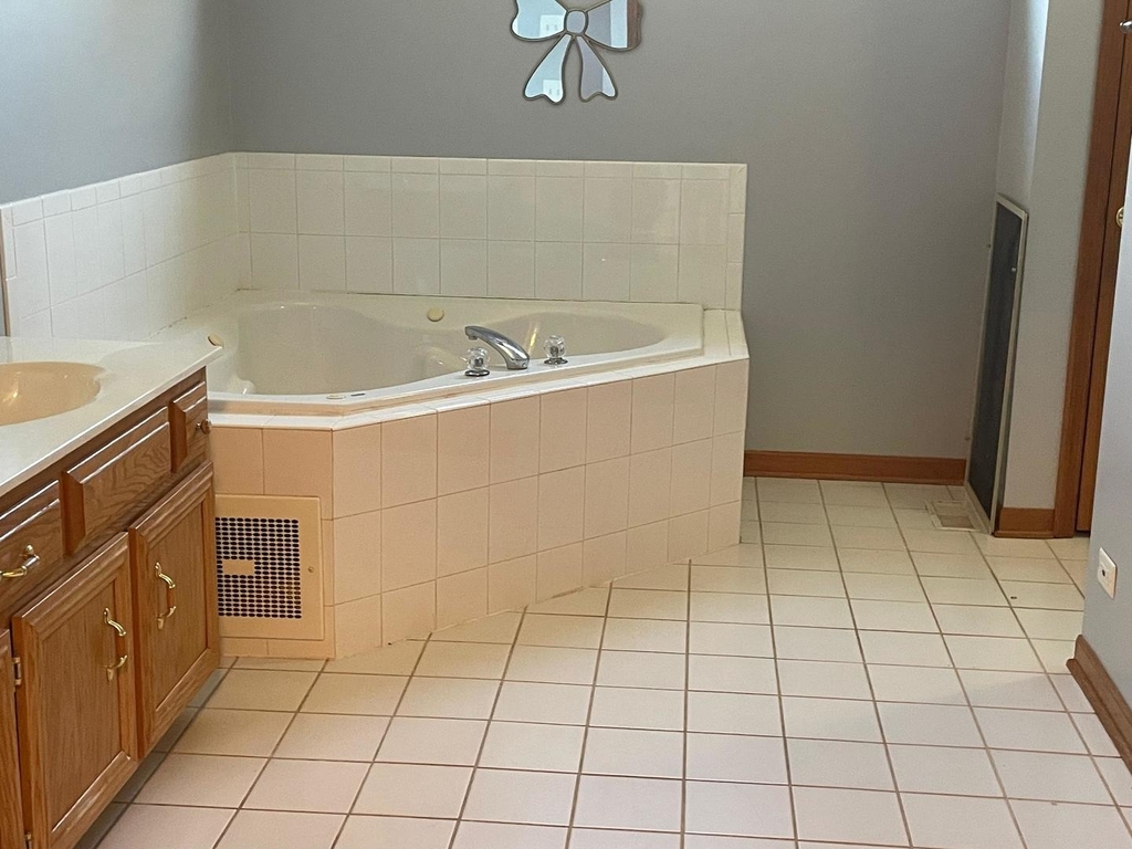 13356 Vicarage Drive - Photo 22